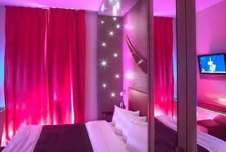 Celebrities Hotel Montreal Luaran gambar