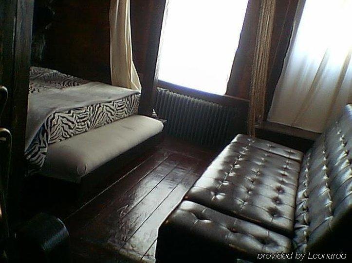 Celebrities Hotel Montreal Bilik gambar