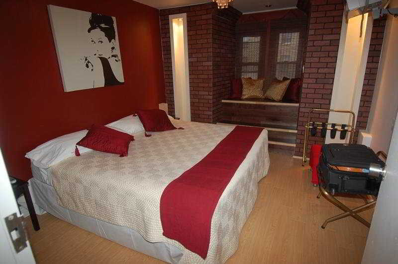 Celebrities Hotel Montreal Luaran gambar